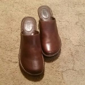 Born clogs